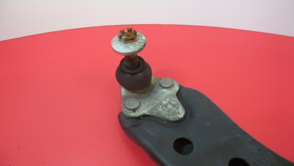 Bras de suspension Avant Droite LEXUS CT (ZWA10_) Imagem-1