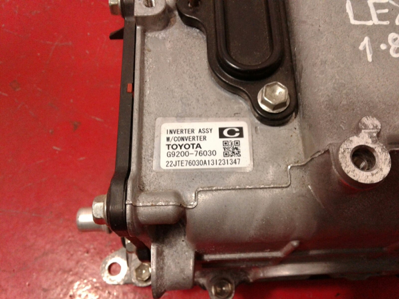 Convertisseur / inverseur LEXUS CT (ZWA10_) Imagem-4