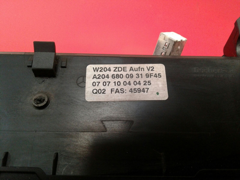 Display / schermo informazioni MERCEDES-BENZ Classe C (W204) Imagem-3