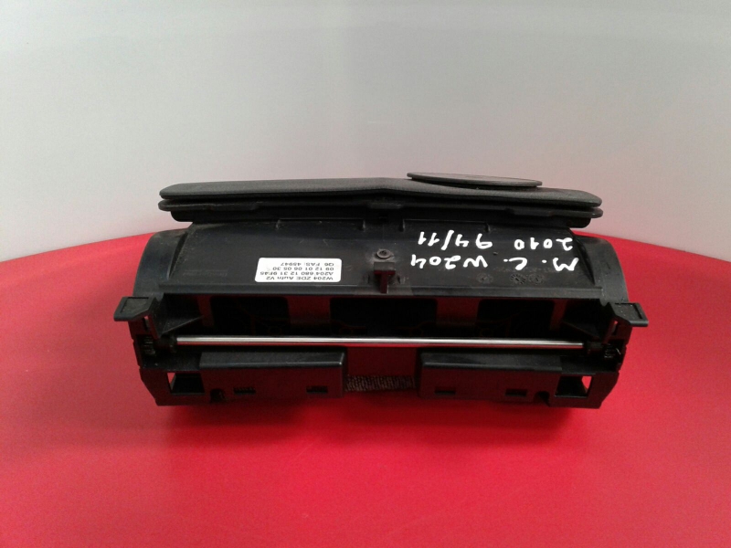 Écran de Navigation MERCEDES-BENZ Classe C (W204) Imagem-2