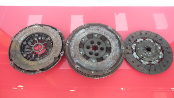 Volante motor VOLKSWAGEN Passat (3C2) Imagem-2