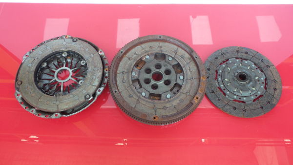 Volante motor SEAT Leon (1P1) Imagem-2