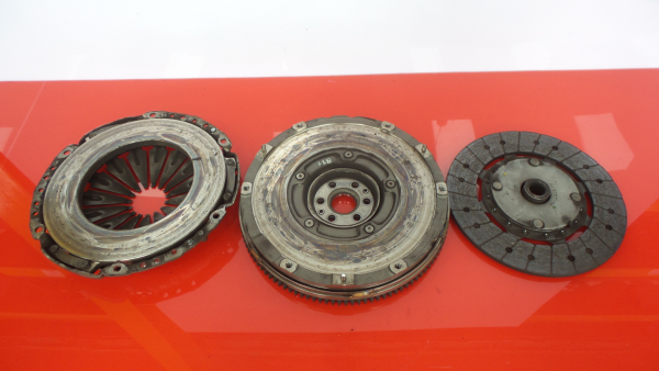 Volante motor FORD Focus III Sedan Imagem-2