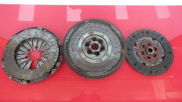 Volante motor SKODA Octavia II Hatchback (1Z3) Imagem-2