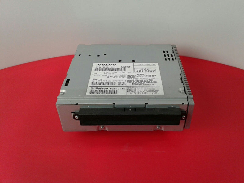 Radio / Autoradio VOLVO V50 (MW)