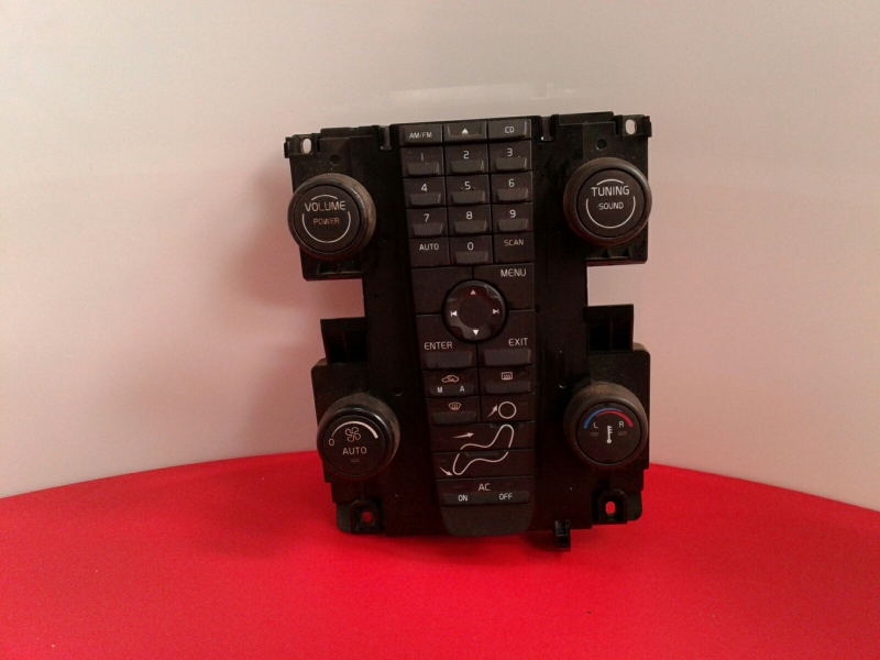 Radio / Autoradio VOLVO V50 (MW)