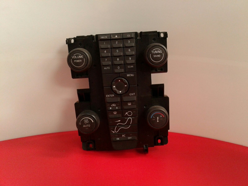 Radio / Autoradio VOLVO V50 (MW)