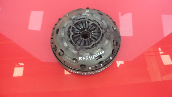 Volant moteur VOLVO V50 (MW)