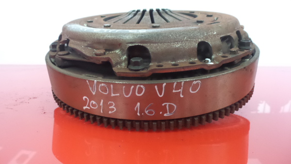 Volante motor VOLVO V40 Hatchback Imagem-1