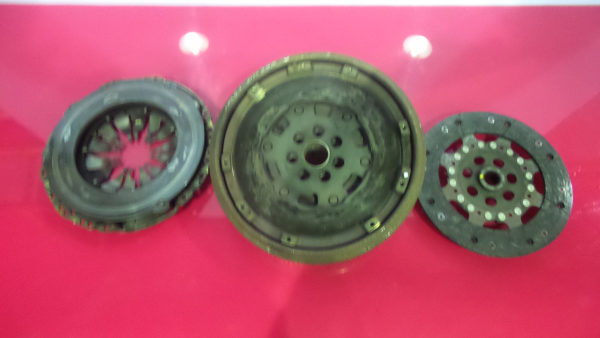 Volante motor RENAULT Scénic II (JM0/1_) Imagem-2