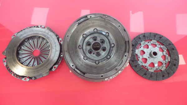 Flywheel PEUGEOT 3008 I (0U_) Imagem-2