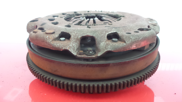 Volante motor MERCEDES-BENZ Sprinter 3,5-t Combi (906) Imagem-1