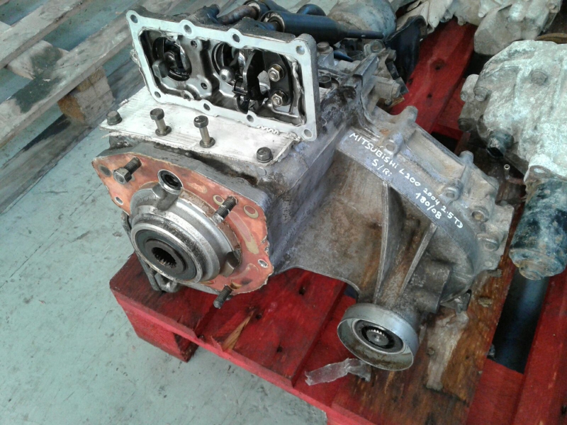 Boîte de transfert MITSUBISHI L 200 Pick Up (K6_T, K7_T) Imagem-2