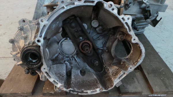 Boîte de vitesses manuelle MITSUBISHI Colt VI (Z3_A, Z2_A) Imagem-1