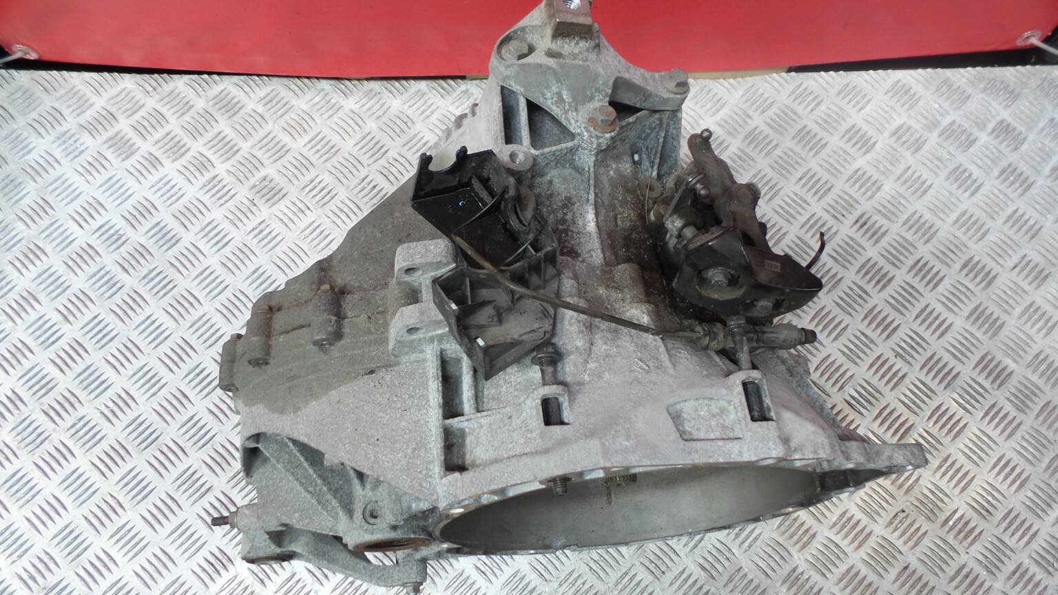 Caja de cambios manual VOLVO V50 (MW)