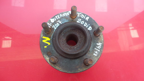 Moyeu de roue MITSUBISHI Outlander II (CW_W)