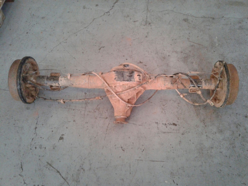 Essieu arrière à tambours MITSUBISHI L 200 Pick Up (K6_T, K7_T)