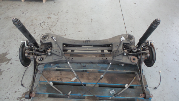 Rear axle with drum brakes LEXUS CT (ZWA10_)