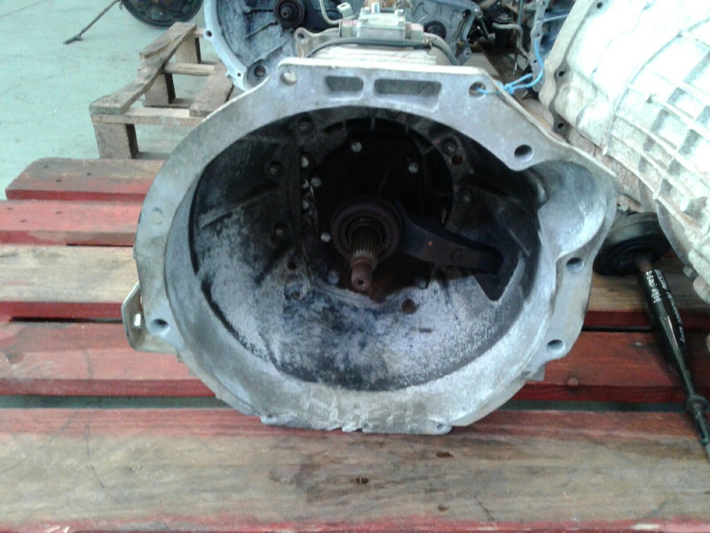 Boîte de vitesses manuelle MITSUBISHI L 200 / Triton Pick Up (KA_T, KB_T) Imagem-1