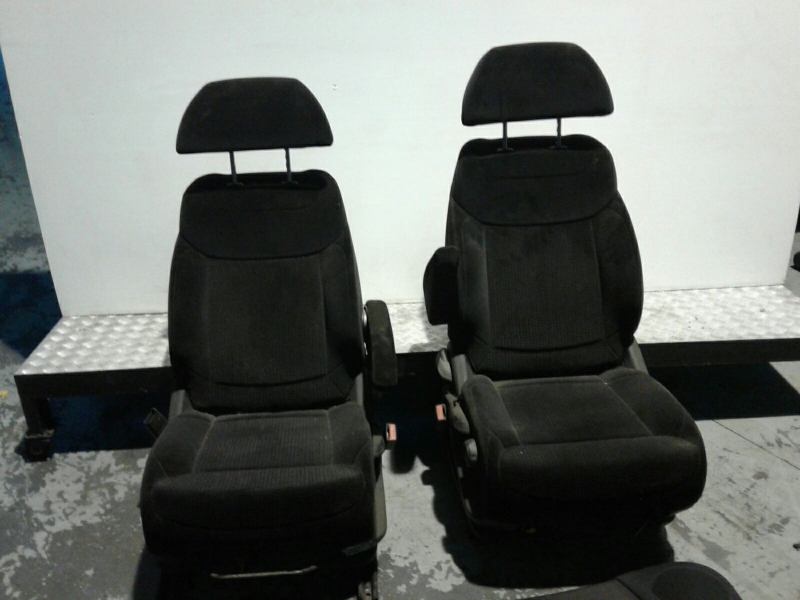 Juego Asientos CITROËN C4 Picasso I (UD_) Imagem-1