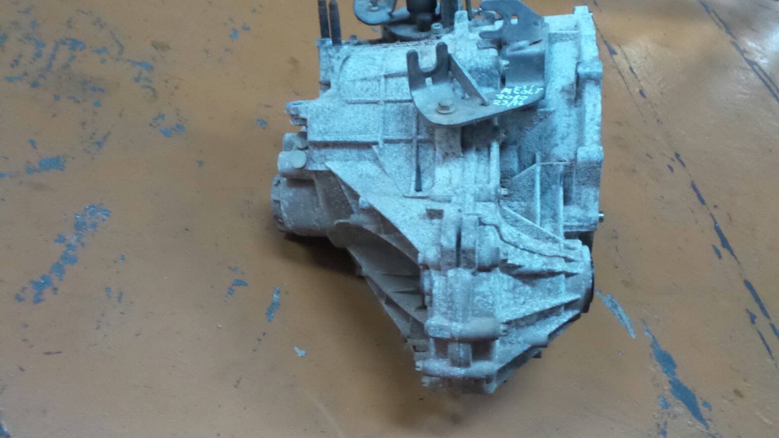 Boîte de vitesses manuelle MITSUBISHI Colt VI (Z3_A, Z2_A) Imagem-4