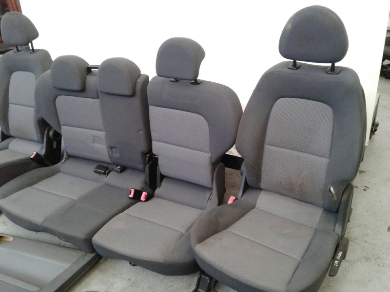 Ensemble sièges MITSUBISHI Colt VI (Z3_A, Z2_A) Imagem-1