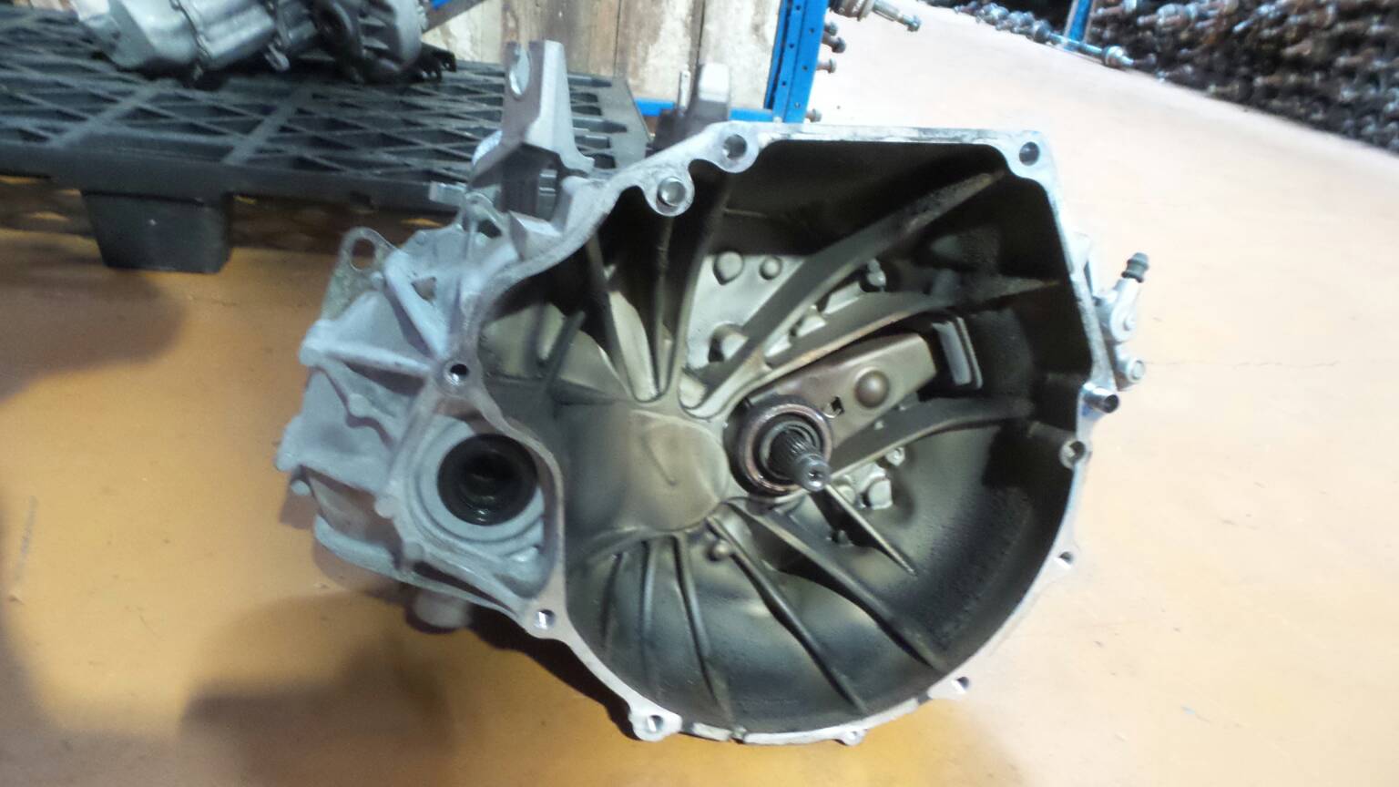 Boîte de vitesses manuelle HONDA Civic IX Hatchback (FK_) Imagem-1