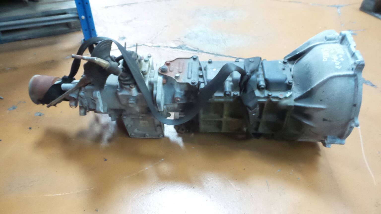 Boîte de vitesses manuelle HYUNDAI Galloper II (JK-01) Imagem-3