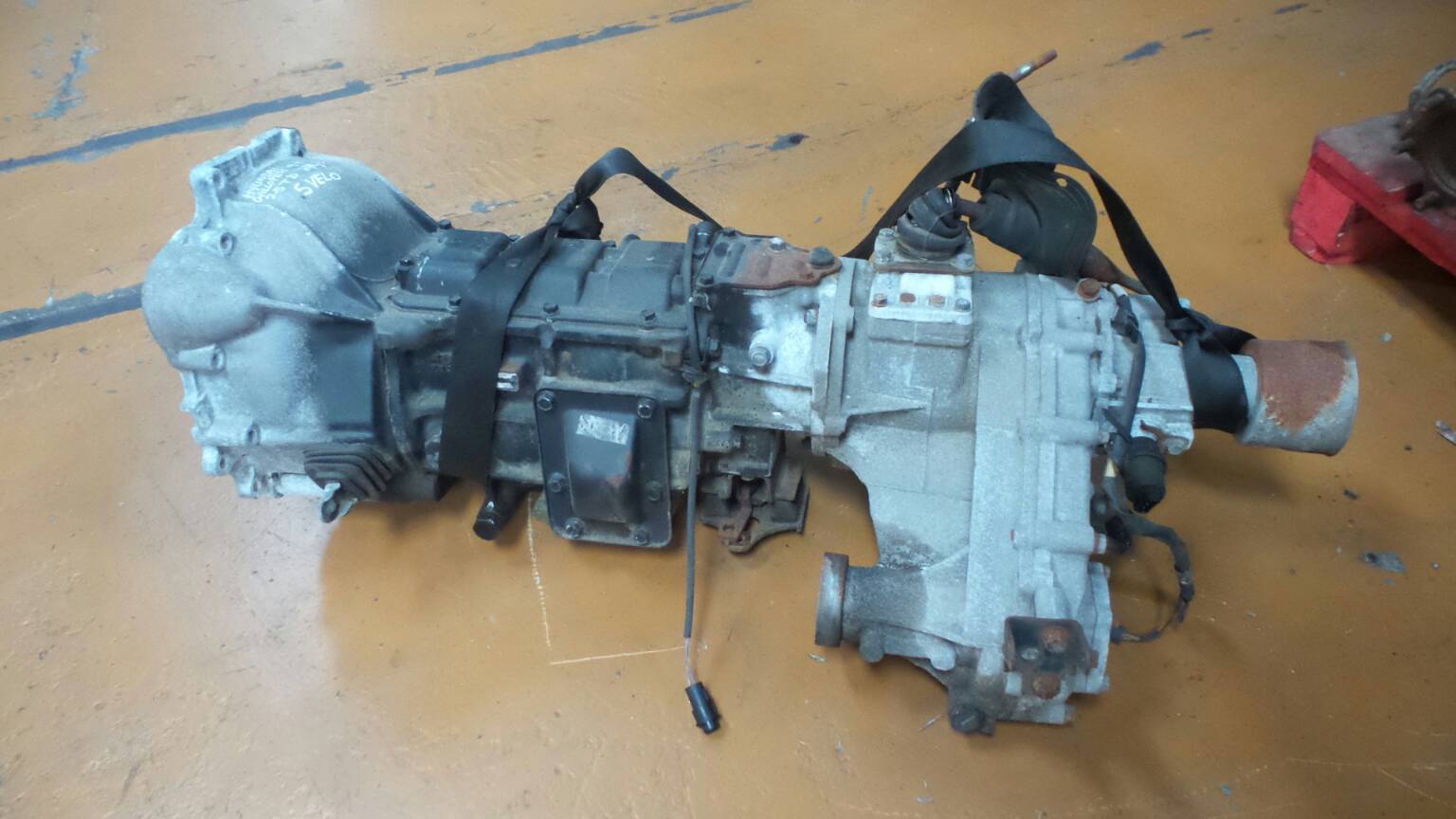 Boîte de vitesses manuelle HYUNDAI Galloper II (JK-01) Imagem-5