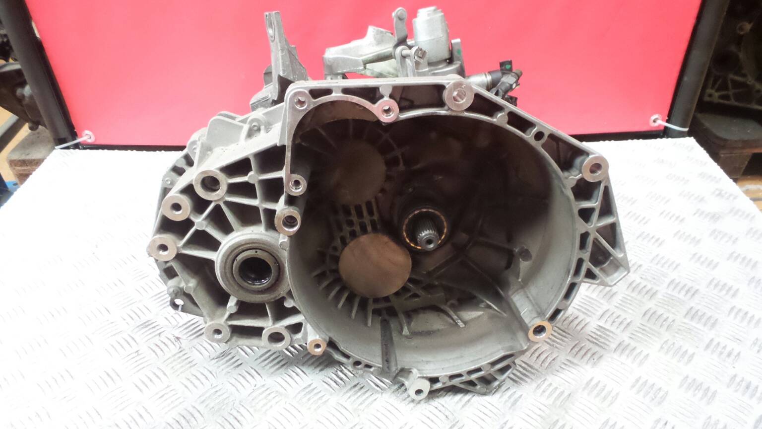 Manual gearbox OPEL Astra J GTC Imagem-1
