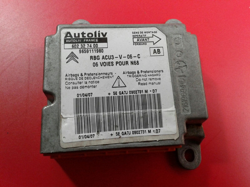 Calculateur  airbag CITROËN Xsara Picasso (N68)