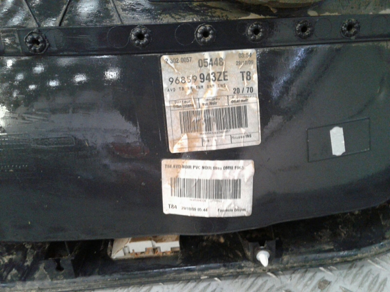 Revestimiento interior de puerta delantero derecho PEUGEOT 3008 I (0U_) Imagem-2