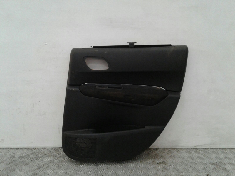 Panel puerta trasero derecho PEUGEOT 3008 I (0U_)