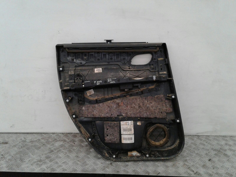 Right rear door panel PEUGEOT 3008 I (0U_) Imagem-1