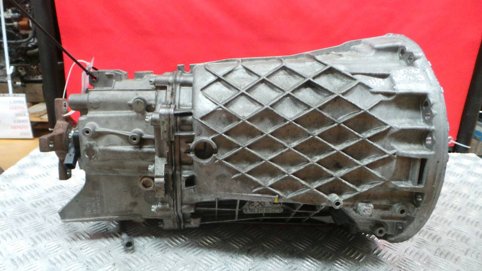 Boîte de vitesses manuelle MERCEDES-BENZ Classe C (W204) Imagem-1