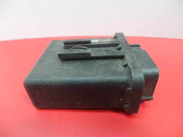 Botão / interruptor electromecânico / relé ROVER 200 Hatch (RF)
