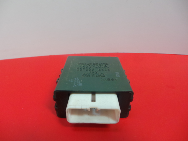 Botão / interruptor electromecânico / relé LEXUS IS II (GSE2_, ALE2_, USE2_)