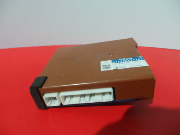 Botão / interruptor electromecânico / relé LEXUS IS II (GSE2_, ALE2_, USE2_)