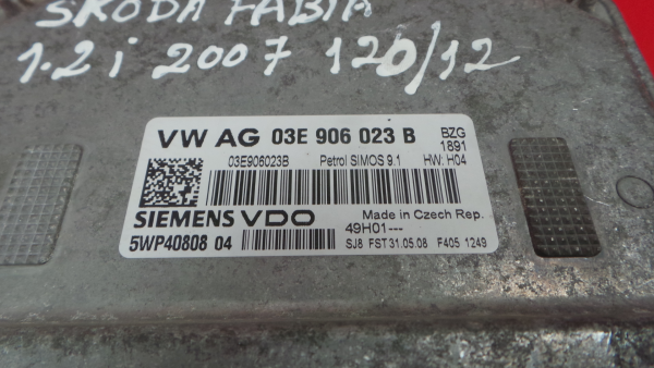 Centralina motor / ECU SKODA Fabia I Break (6Y5) Imagem-2