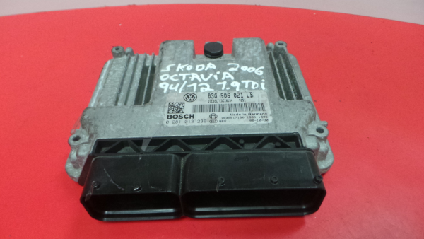 Centralina motor / ECU SKODA Octavia II Hatchback (1Z3)
