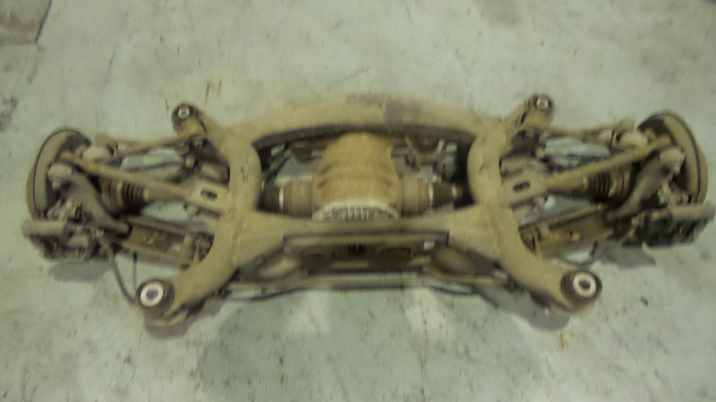 Rear axle with drum brakes LEXUS IS II (GSE2_, ALE2_, USE2_)