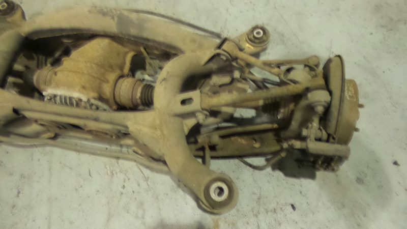 Rear axle with drum brakes LEXUS IS II (GSE2_, ALE2_, USE2_) Imagem-2