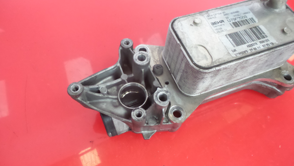 Oil radiator MERCEDES-BENZ Sprinter 3,5-t Chassis (906) Imagem-1