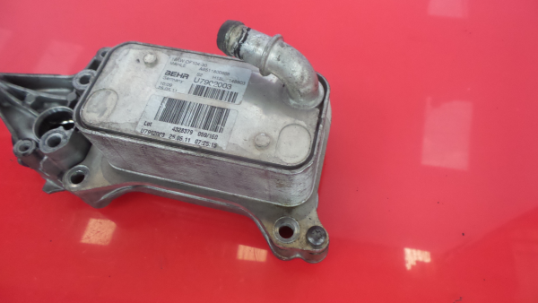 Oil radiator MERCEDES-BENZ Sprinter 3,5-t Chassis (906) Imagem-2
