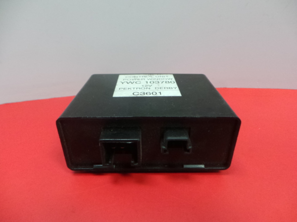Botão / interruptor electromecânico / relé ROVER 25 (RF)