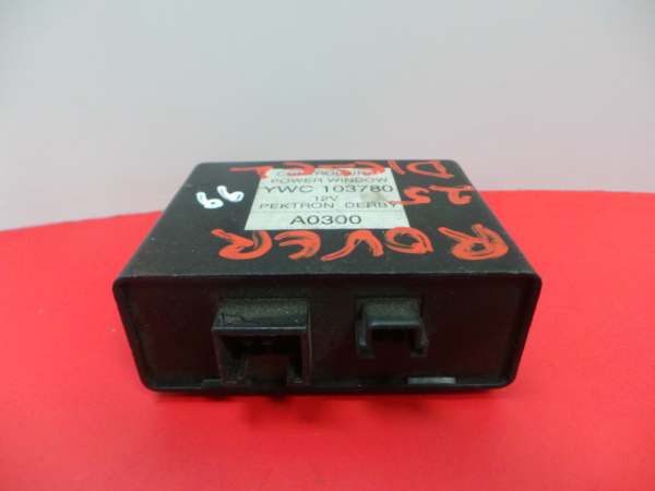 Botão / interruptor electromecânico / relé ROVER 25 (RF)