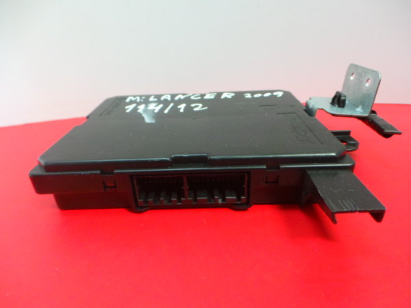 Bouton / interrupteur électromécanique  MITSUBISHI Lancer VIII Sedan (CY_A, CZ_A)