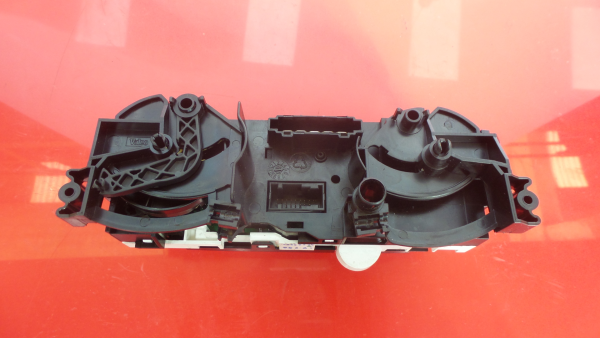 Commande chauffage MITSUBISHI Colt VI (Z3_A, Z2_A) Imagem-2