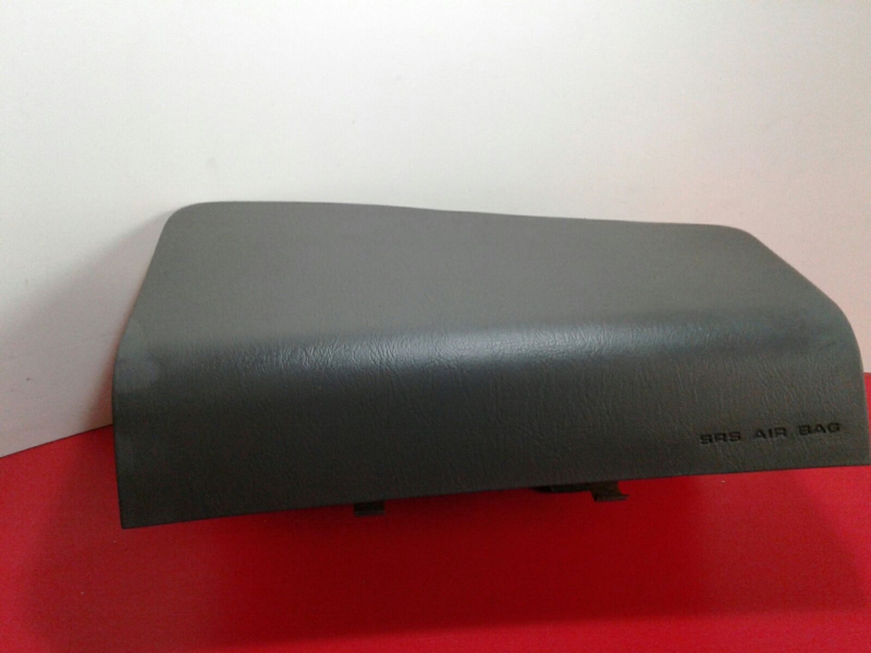 Airbag passageiro KIA Carnival I (UP)
