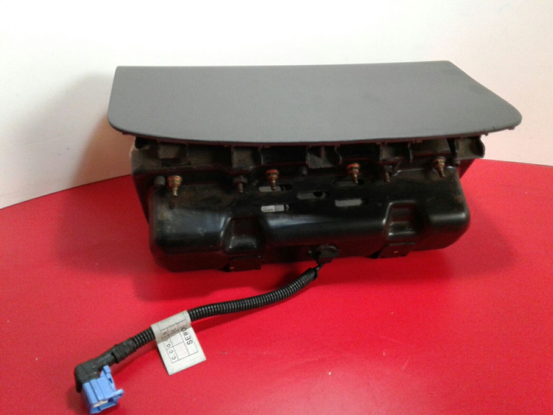 Airbag Passager KIA Carnival I (UP) Imagem-1